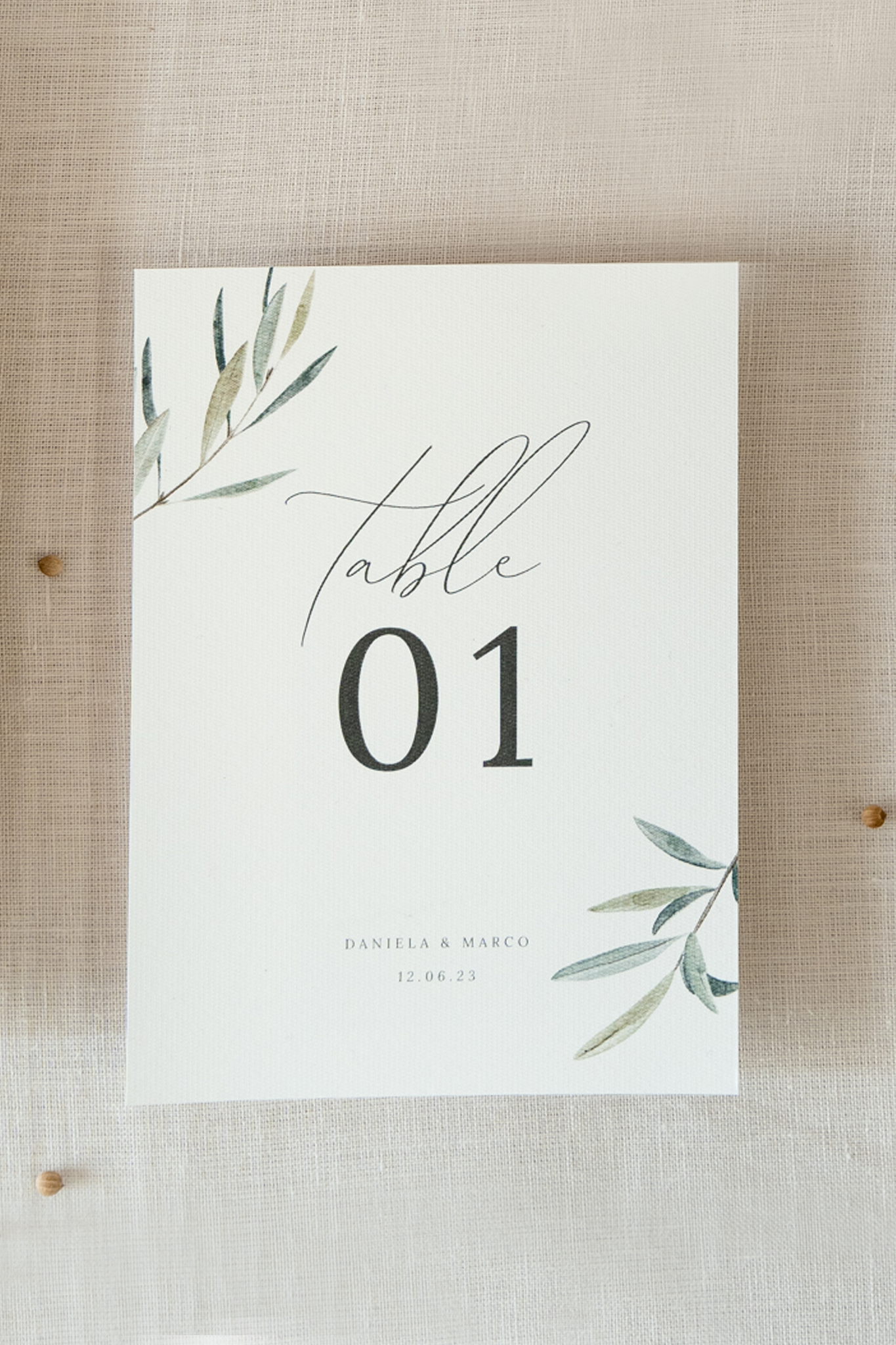 Table number - Olive