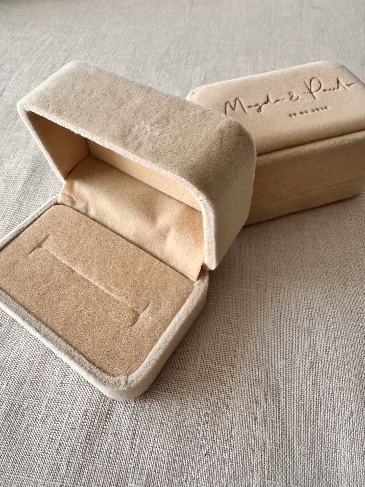 Velvet ring box